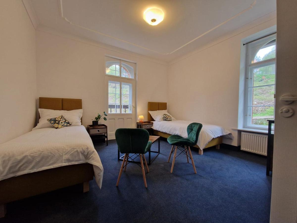 Hotelik Krasnoludki Sosnówka Zewnętrze zdjęcie